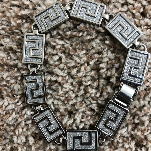 NWOT Beautiful Link Bracelet for Men - Picture 6 of 8